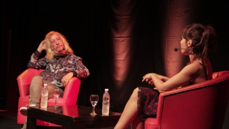 Una charla de Diego Capusotto y la periodista Nancy Giampaolo