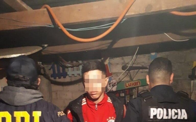 Un policía franco de servicio iba al supermercado y lo mataron de cuatro disparos en un intento de robo