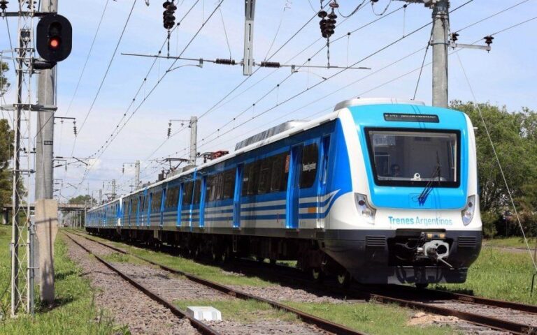Así funcionan los trenes durante el feriado nacional