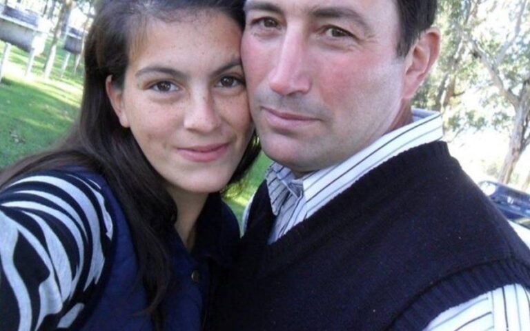 Tiene 51 años, mató de un escopetazo a su concubina de 25 y se suicidó