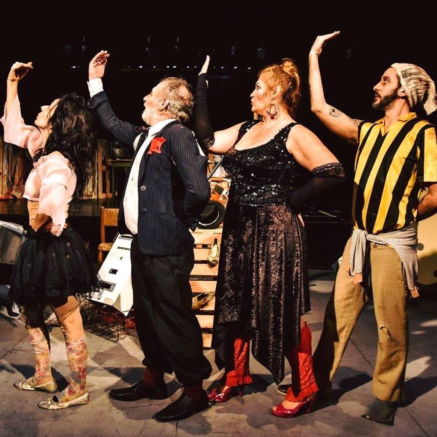 Bailan hasta el cansancio 'El Bolero de Ravel' soñando con el triunfo y el reconocimiento Bailan hasta el cansancio 'El Bolero de Ravel' soñando con el triunfo y el reconocimiento