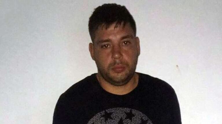 Recompensa millonaria: mató a un cajero y está prófugo