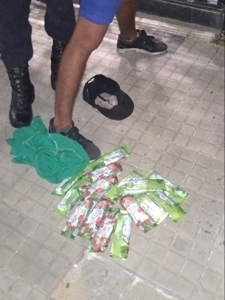 Locos por los helados: robo piraña en el centro de La Plata