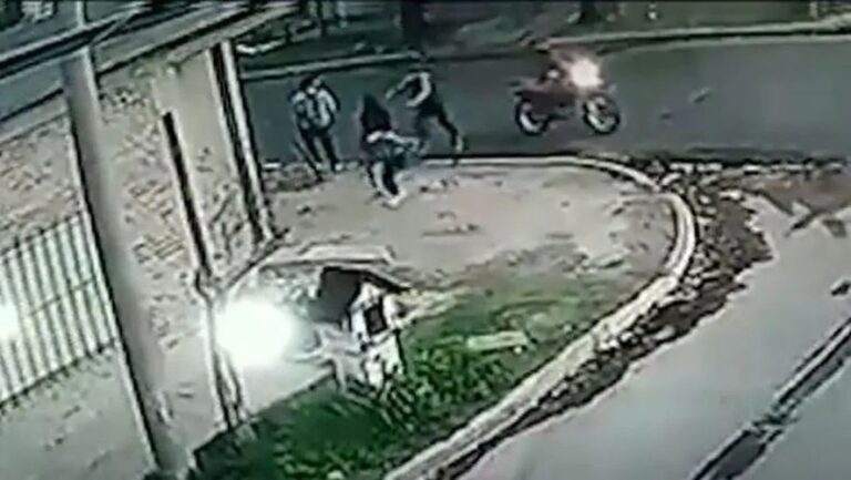 Laferrere: un policía porteño mató a dos presuntos motochorros durante un asalto