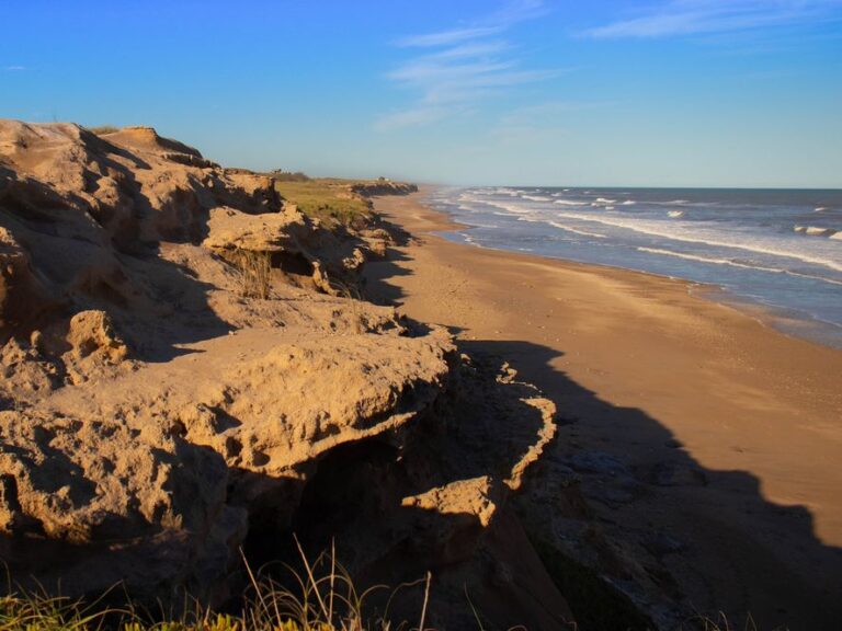 Pueblos de mar: conocé 3 pequeñas localidades escondidas en la costa bonaerense