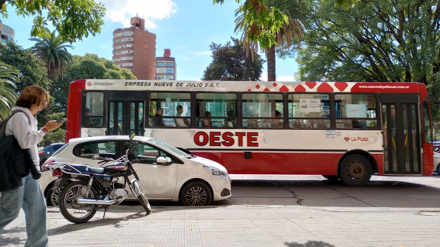 ¿Carriles exclusivos de transporte público para mejorar el tránsito?