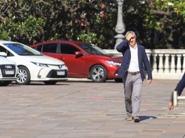 Luis Caputo redobló el apriete a los Gobernadores y le sumó tres diputados a Milei