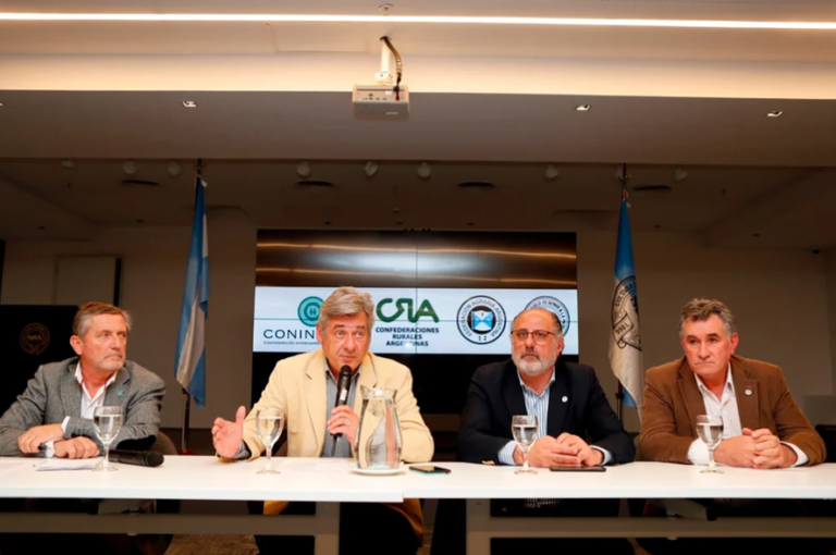 La Mesa de Enlace convocó a un paro nacional