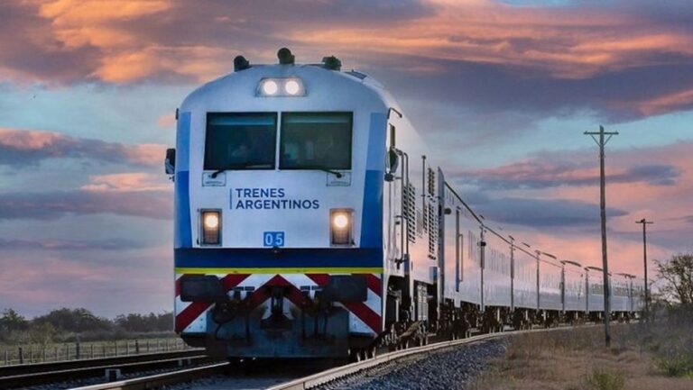 Tren a Rosario, Córdoba y Tucumán: cuánto salen los pasajes para las vacaciones de invierno