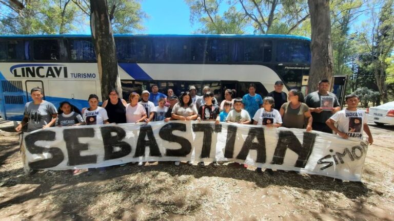 Una larga caminata desde Tandil a La Plata pidiendo Justicia