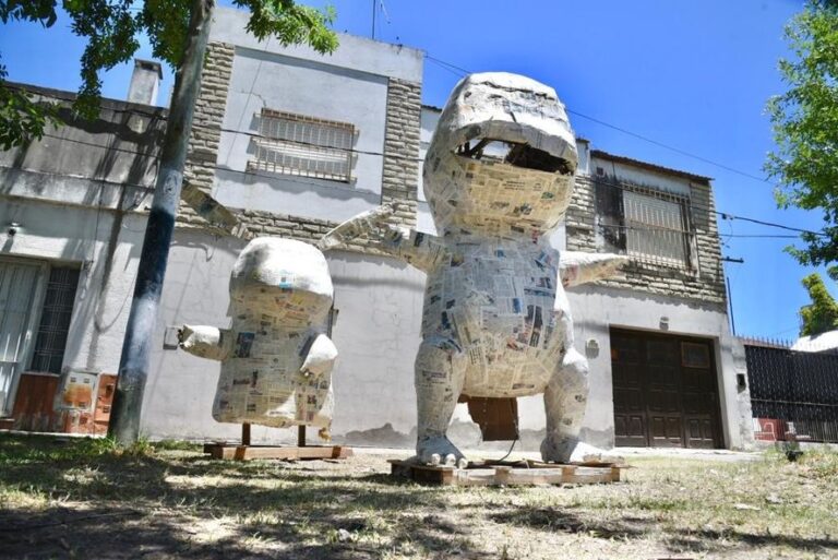 Tradición platense: Por qué algunos muñecos de fin de año decidieron no participar