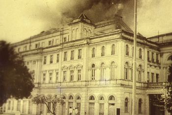Incendio en el Teatro Argentino