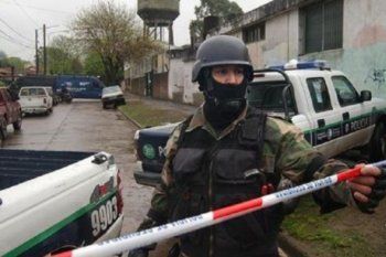 quilmes: una mujer se atrinchero y efectuo varios disparos