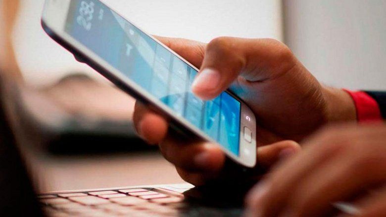 La compra de teléfonos celulares quedó excluida del programa Ahora 12