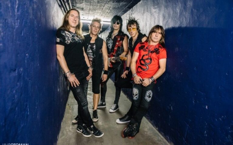 Walter Giardino de Rata Blanca: “Es una banda que sigue creciendo”