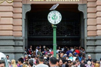 por siete amenazas de bomba suspendieron el servicio del tren roca