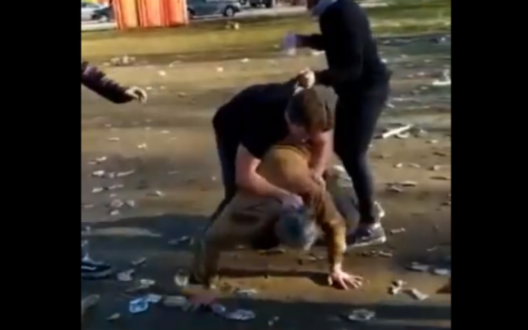 Indignante: un grupo de rugbiers golpeó a un hombre en plena fiesta del campeonato del SIC