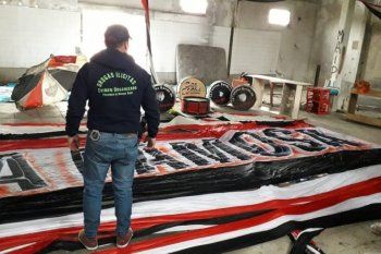 cayo una faccion de la barrabrava de chacarita liderada por ?la duena?: hay siete detenidos