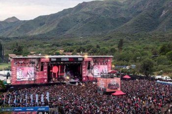 cosquin rock: el mato a un policia motorizado y guasones le pondran el toque platense al festival. pato fontanet, el gran ausente