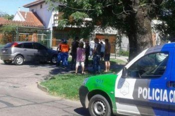 robaron el auto con un nene de 6 anos adentro: el dramatico relato de su madre