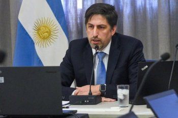 Trotta salió a responder la presión para la vuelta a las clases