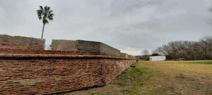 El Fuerte Barragán es Monumento Histórico Nacional desde 1942, es el único fuerte que queda en estas condiciones de la época del 1800, antes de que seamos una nación. El Fuerte Barragán es Monumento Histórico Nacional desde 1942, es el único fuerte que queda en estas condiciones de la época del 1800, antes de que seamos una nación.