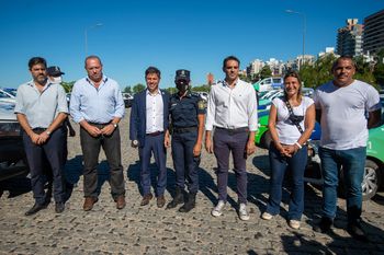 Manuel Passaglia, Sergio Berni y Axel Kicillof en la entrega de patrulleros