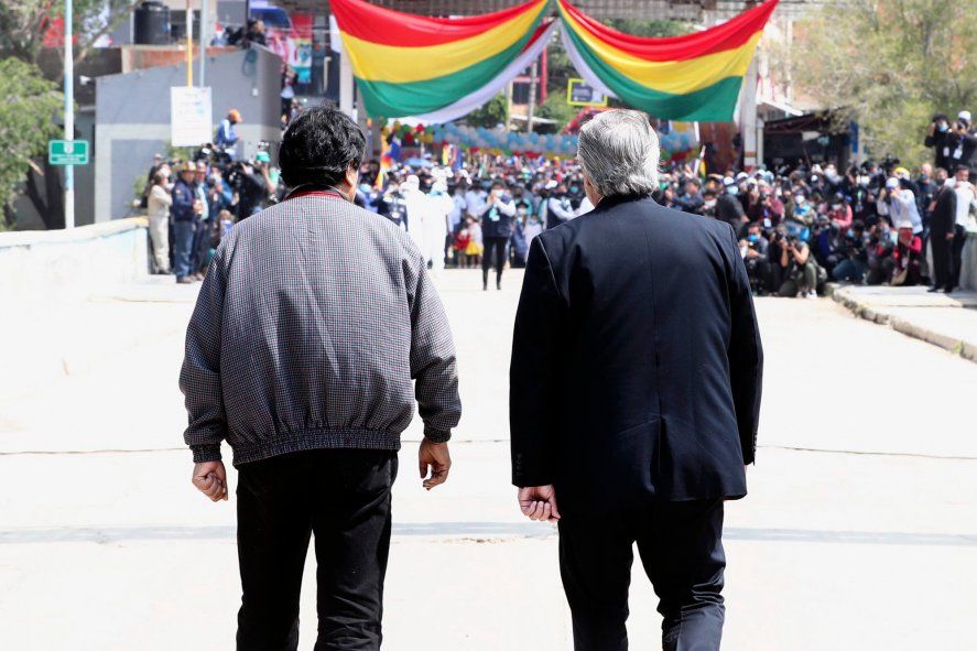 Alberto Fernández acompañó a Evo Morales hasta el límite internacional con Bolivia