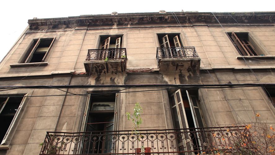 60d9af0a59bf5b213f184931jpeg