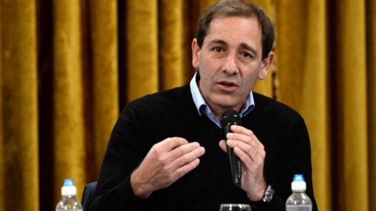 Julio Garro defendió el accionar del municipio platense