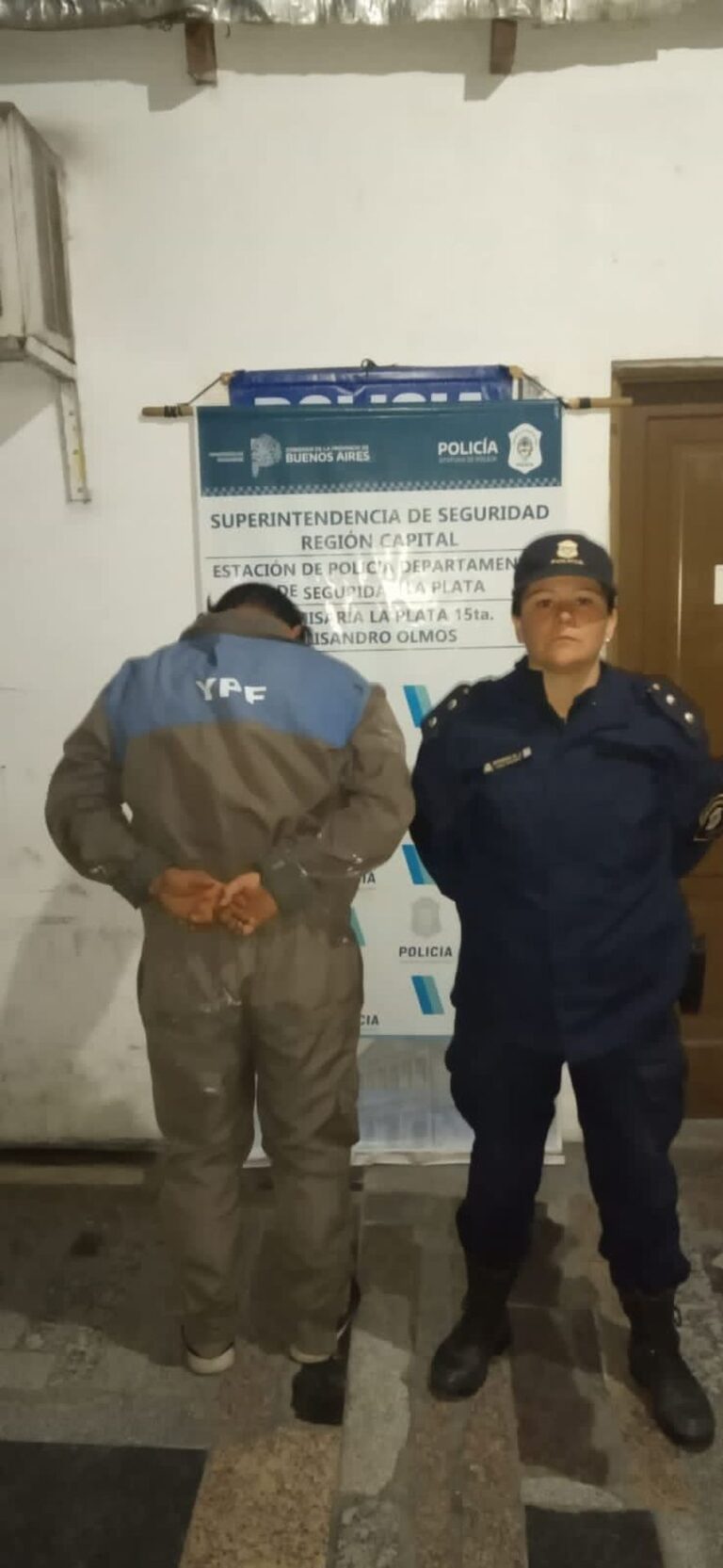 Asaltó e intentó violar a una agente penitenciaria uniformada en La Plata