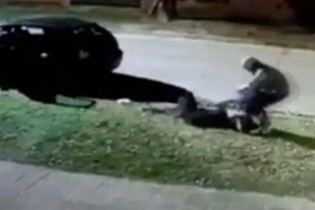 El violento ataque fue en 29 y 69 y una agente penitenciaria resultó lesionada