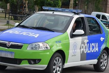 berisso: raptaron a una familia y en un millonario robo balearon a una vecina
