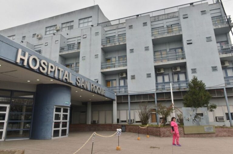 Investigan la caída desde un balcón de un bebé en La Plata
