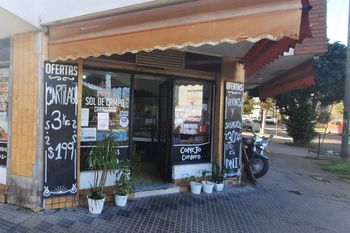 la plata: robo, un tiro y suma tension en una carniceria