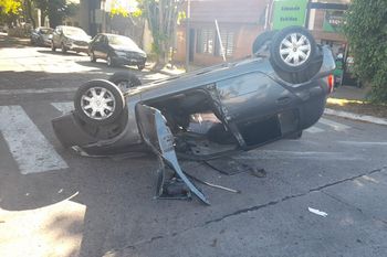 El Clío dio varios tumbos en 31 y 57 de La Plata