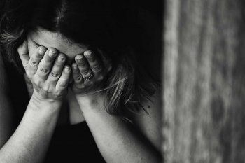 La víctima de los golpes y robo fue una mujer de 41 años