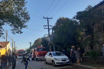 Acudieron tres dotaciones de bomberos y ambulancias del Same