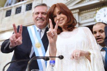 Cristina Fernández de Kirchner junto a Alberto Fernández, a un año de ganar las elecciones.