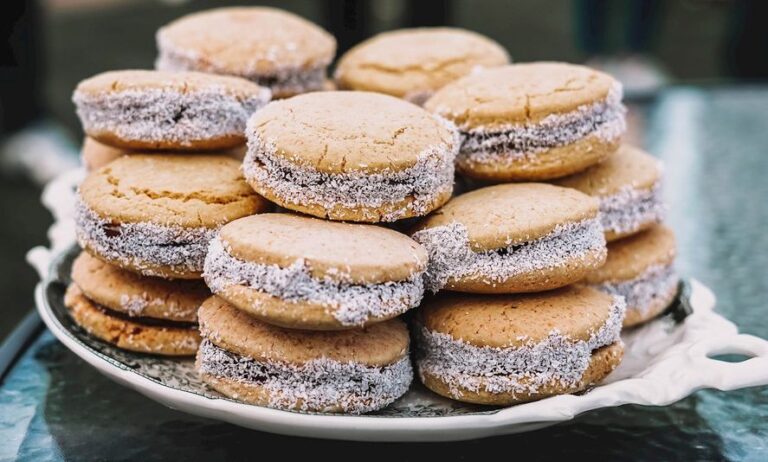 Locro, alfajores, empanadas, guiso y torta: cinco fiestas bonaerenses donde la comida es protagonista