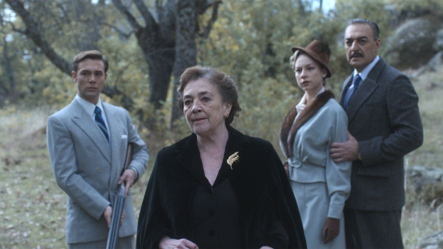 Una serie española/mexicana original de Netflix que fue creada y dirigida por Manolo Caro. 
