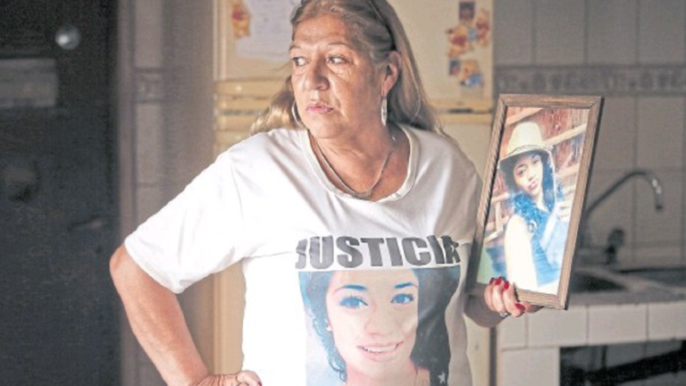 Femicidio de Araceli Fulles: los ocho acusados al banquillo