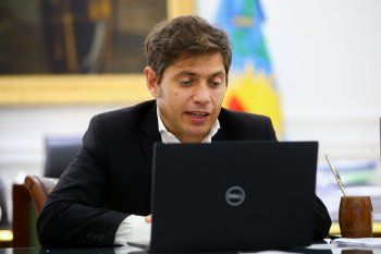 Desde su despacho en La Plata, Axel Kicillof participó de la audiencia por la causa dólar futuro.