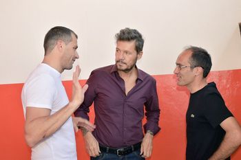 Eduardo Bali Bucca junto a Marcelo Tinelli y el intendente de Bolívar Marcos Pisano 