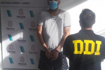 El hombre de 34 años está acusado de amenazar y extorsionar a comerciantes chinos