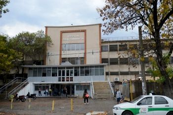 la plata: murio una adolescente e investigan una mala praxis