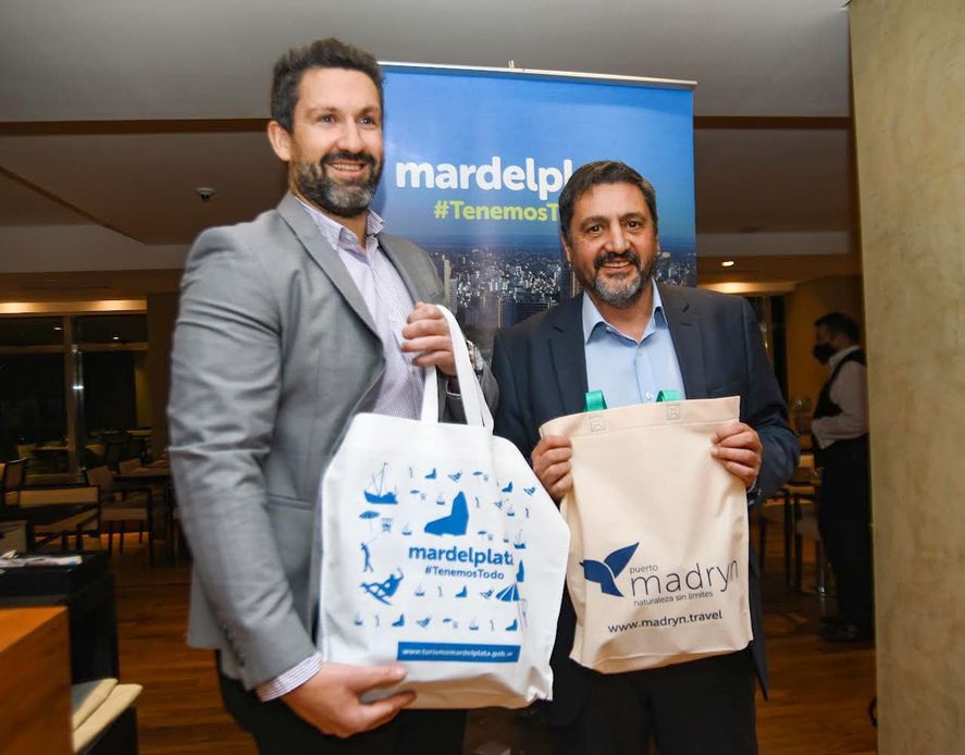 Bernardo Martin, Presidente del Ente de Turismo de Mar del Plata, junto a Marcos Grosso, Secretario de Turismo de la Municipalidad de Puerto Madryn.