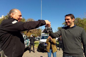 Manuel Passaglia y Sergio Berni se reencontraron y terminaron a los abrazos (Foto El Informante de San Nicolás) Manuel Passaglia y Sergio Berni se reencontraron y terminaron a los abrazos (Foto El Informante de San Nicolás)