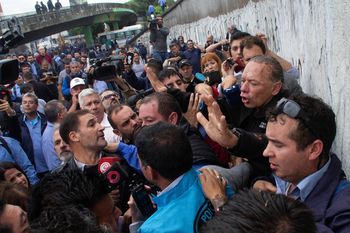 Sergio Berni denunció infiltrados en la marcha de colectiveros