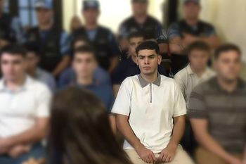 ¿dos rugbiers usaban las redes sociales desde la carcel?